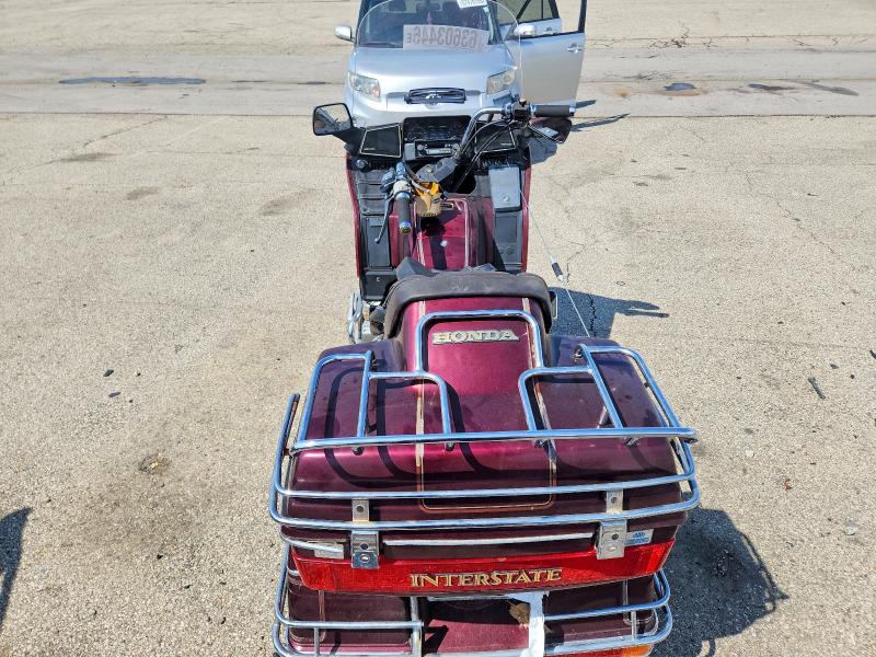 63603446 :رقم المزاد ، 1HFSC1413GA218498 vin ، 1986 Honda Gl1200 مزاد بيع