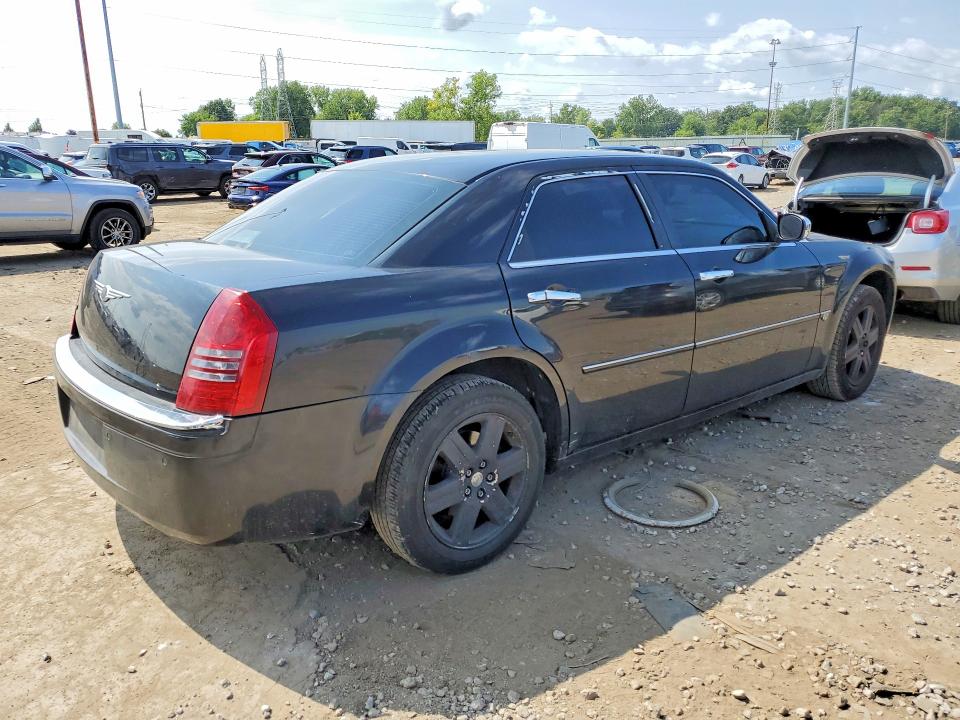 Продажа на аукционе авто 2006 Chrysler 300c, vin: 2C3LK63H16H133208, номер лота: 65902736