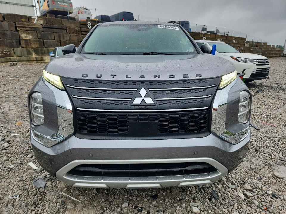 65254586 :رقم المزاد ، JA4J3UA80NZ024285 vin ، 2022 Mitsubishi Outlander مزاد بيع