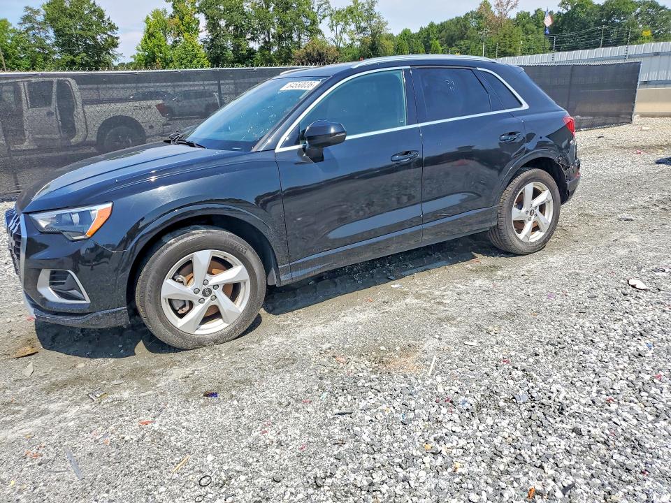 64550036 :رقم المزاد ، WA1AUCF36M1059091 vin ، 2021 Audi Q3 مزاد بيع
