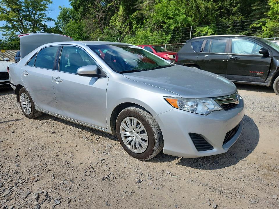 2012 Toyota Camry მანქანა იყიდება აუქციონზე, vin: 4T1BF1FK1CU122882, აუქციონის ნომერი: 63888496