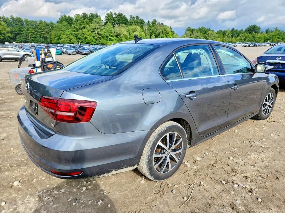 63098716 :رقم المزاد ، 3VWDB7AJ0HM315818 vin ، 2017 Volkswagen Jetta مزاد بيع