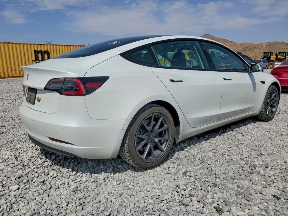Продажа на аукционе авто 2021 Tesla Model 3, vin: 5YJ3E1EA6MF976832, номер лота: 63771006