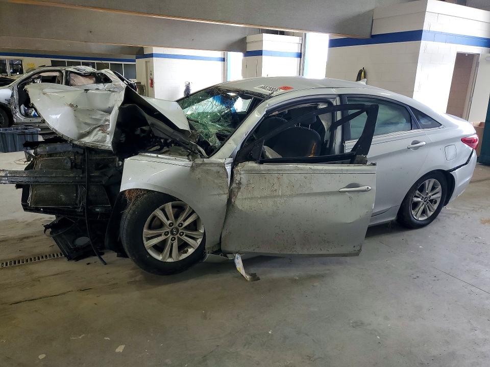 66628806 :رقم المزاد ، 5NPEB4ACXBH201278 vin ، 2011 Hyundai Sonata مزاد بيع