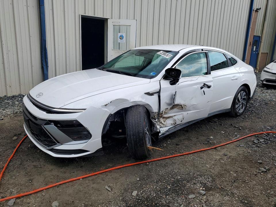 2026 Hyundai Sonata Hybrid მანქანა იყიდება აუქციონზე, vin: KMHL24JJ7TA171618, აუქციონის ნომერი: 64417676
