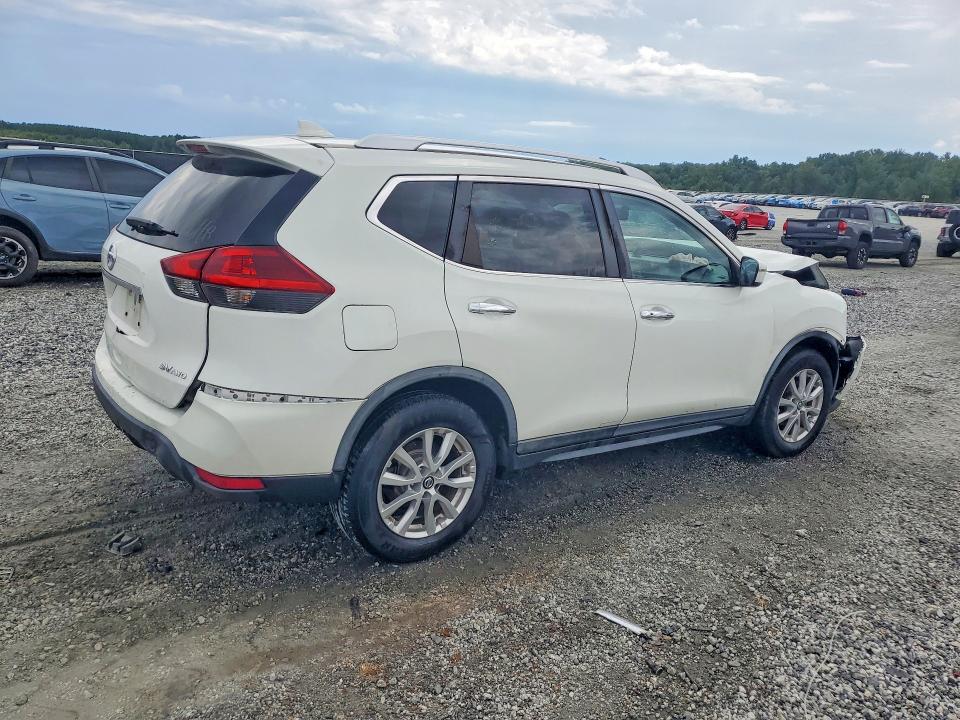 66197486 :رقم المزاد ، KNMAT2MVXJP558976 vin ، 2018 Nissan Rogue مزاد بيع