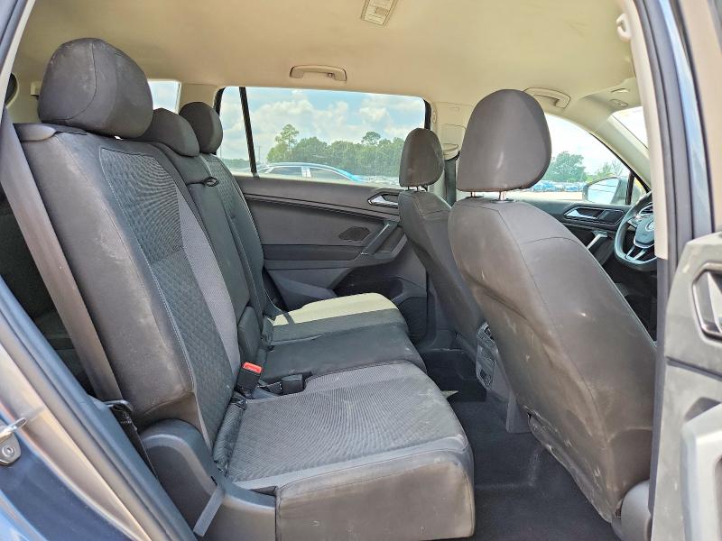 2018 Volkswagen Tiguan მანქანა იყიდება აუქციონზე, vin: 3VV1B7AX7JM204829, აუქციონის ნომერი: 64293196