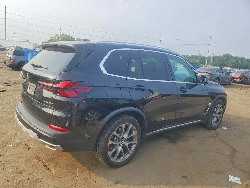 64678046 :رقم المزاد ، 5UX23EU06T9079017 vin ، 2026 Bmw X5 مزاد بيع