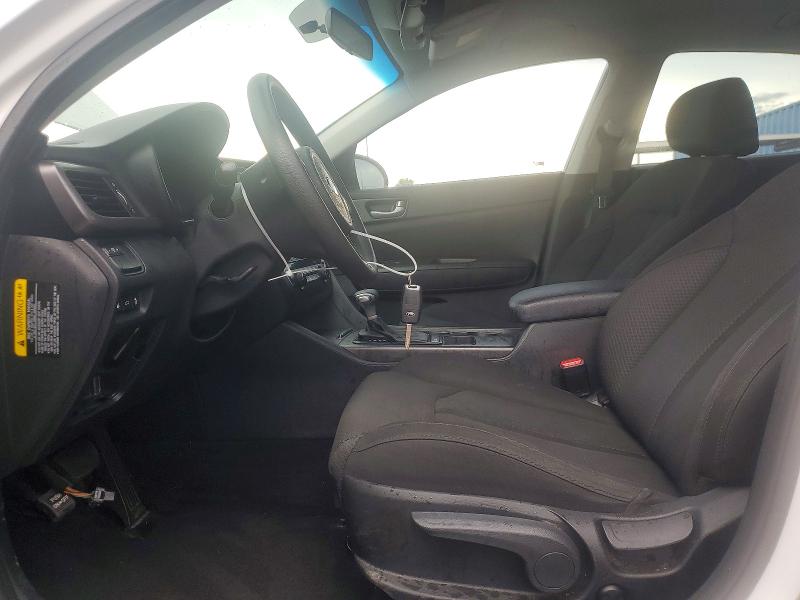 2017 Kia Optima მანქანა იყიდება აუქციონზე, vin: 5XXGT4L37HG127437, აუქციონის ნომერი: 64212416