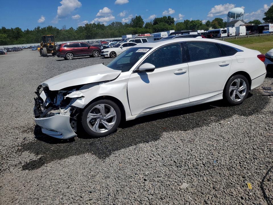 65722526 :رقم المزاد ، 1HGCV2F52JA010121 vin ، 2018 Honda Accord مزاد بيع