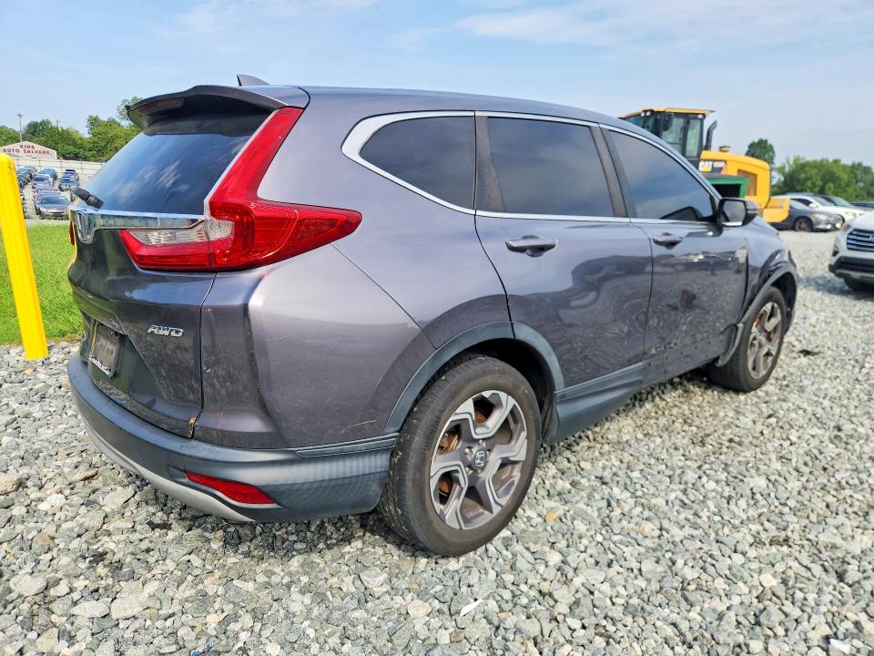 65007816 :رقم المزاد ، 7FARW2H82JE092179 vin ، 2018 Honda Cr-v مزاد بيع