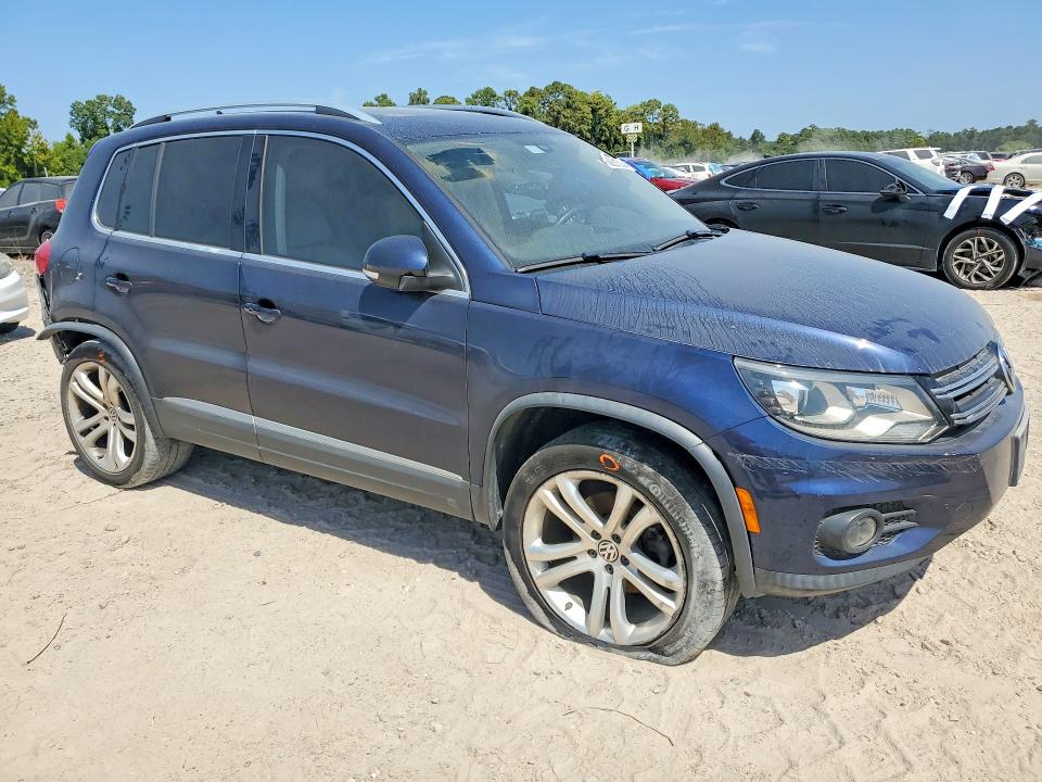 2012 Volkswagen Tiguan მანქანა იყიდება აუქციონზე, vin: WVGAV7AXXCW555982, აუქციონის ნომერი: 66081526