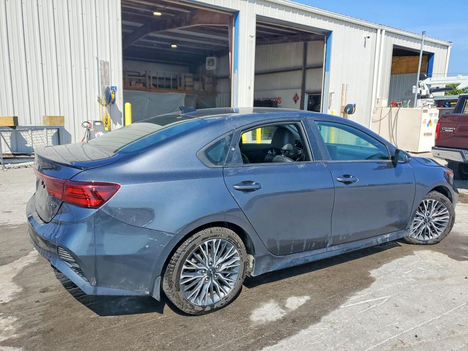 Продажа на аукционе авто 2023 Kia Forte, vin: 3KPF54AD7PE615408, номер лота: 65938336