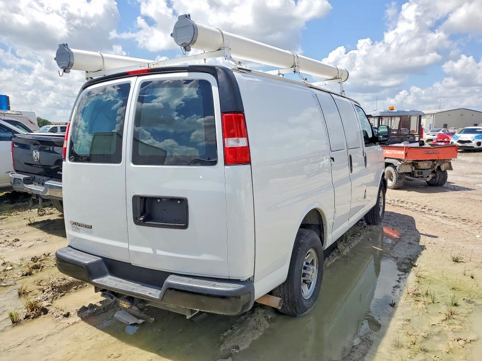 2022 Chevrolet Express G2500 მანქანა იყიდება აუქციონზე, vin: 1GCWGAFP8N1282793, აუქციონის ნომერი: 64273426