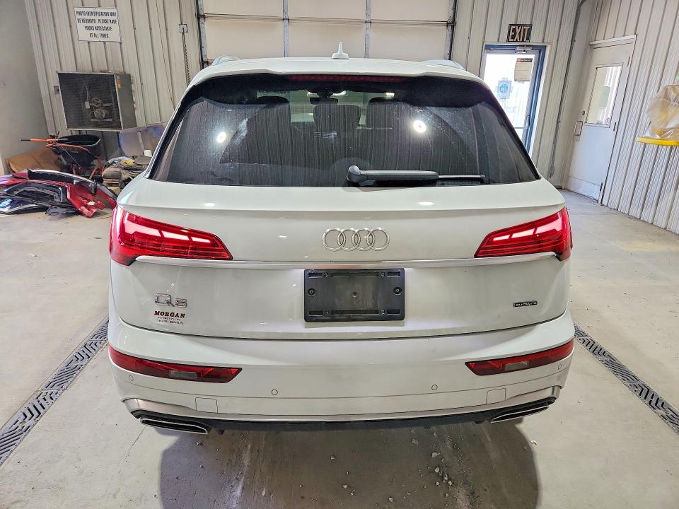 65624216 :رقم المزاد ، WA1EAAFY3N2043369 vin ، 2022 Audi Q5 مزاد بيع