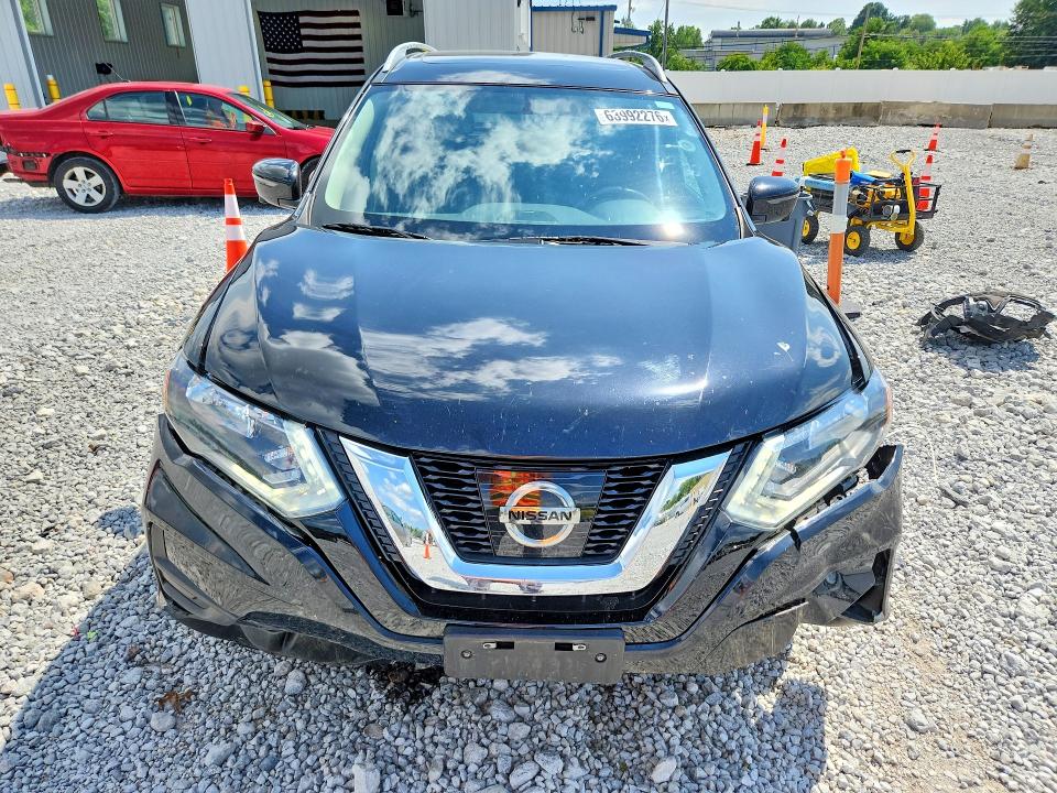 Продаж на аукціоні авто 2017 Nissan Rogue, vin: 5N1AT2MV8HC896440, номер лоту: 63992276