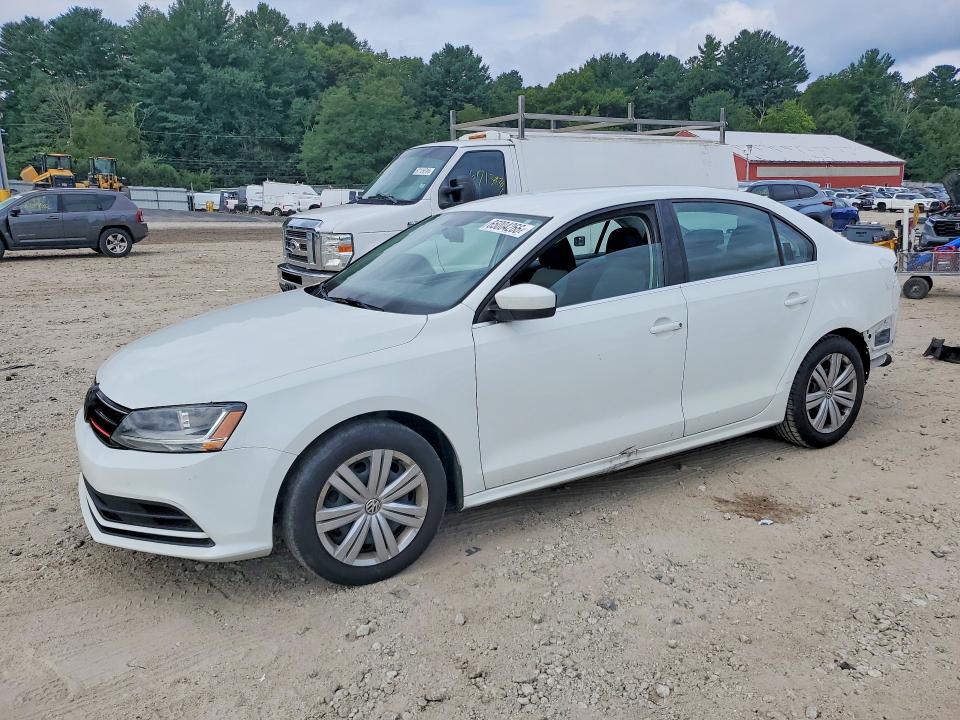 65004266 :رقم المزاد ، 3VW2B7AJ3HM369556 vin ، 2017 Volkswagen Jetta مزاد بيع