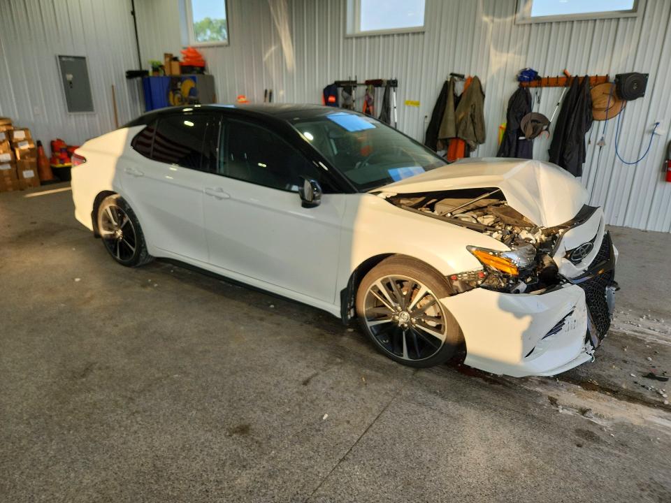 Продаж на аукціоні авто 2019 Toyota Camry, vin: 4T1B61HK7KU251558, номер лоту: 66479826
