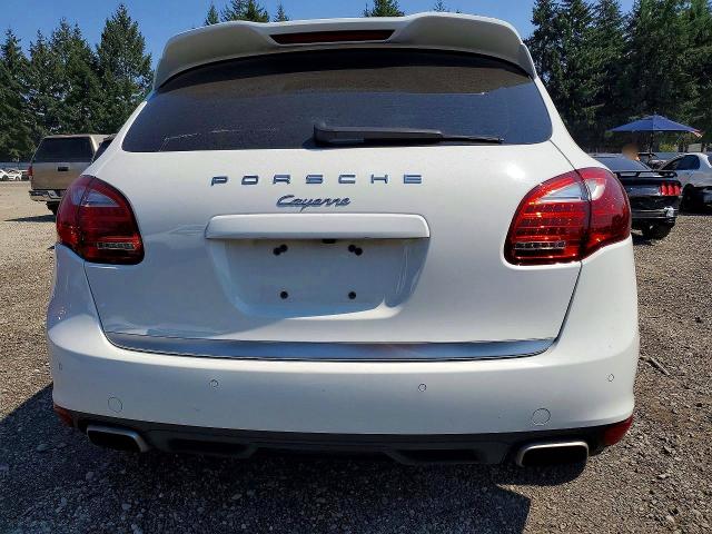 65038556 :رقم المزاد ، WP1AA2A21ELA04110 vin ، 2014 Porsche Cayenne مزاد بيع