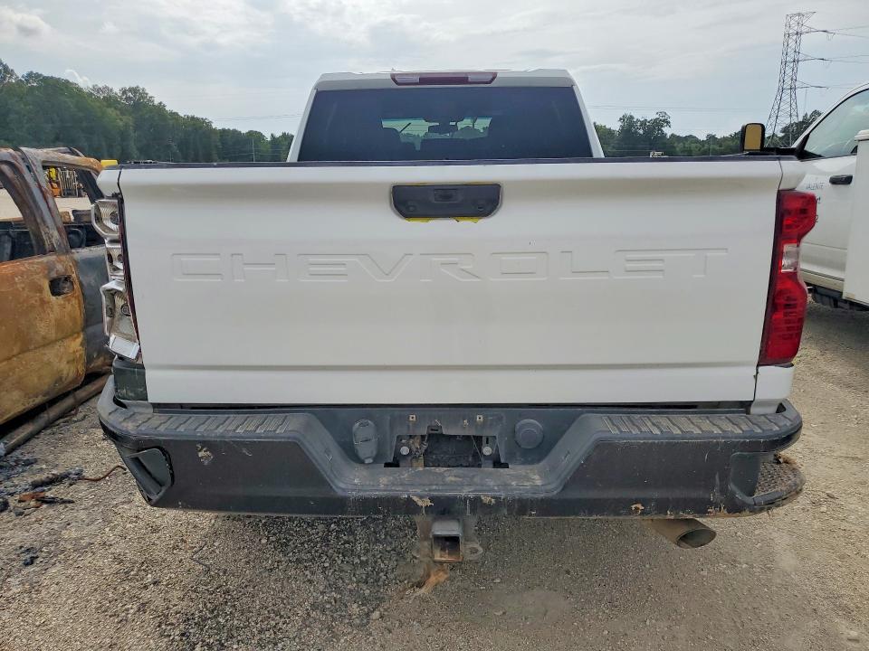 61000036 :رقم المزاد ، 1GC4WLE76MF190073 vin ، 2021 Chevrolet Silverado مزاد بيع