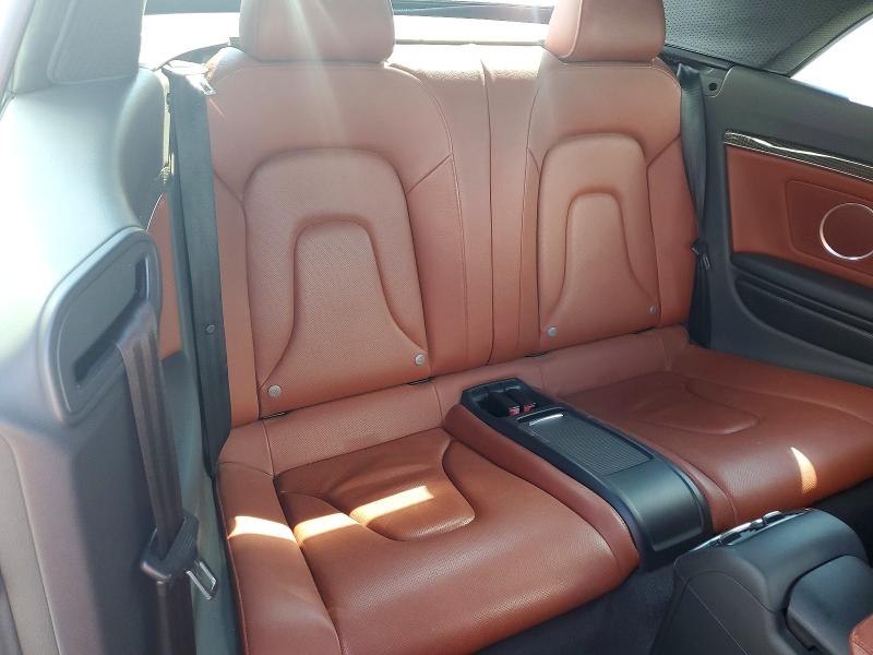 64918956 :رقم المزاد ، WAUVGAFH5BN009400 vin ، 2011 Audi S5 مزاد بيع