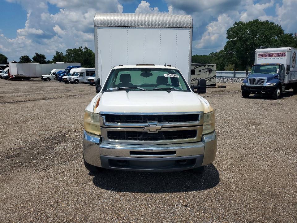 2008 Chevrolet Silverado მანქანა იყიდება აუქციონზე, vin: 1GBJC34KX8E143694, აუქციონის ნომერი: 61936416