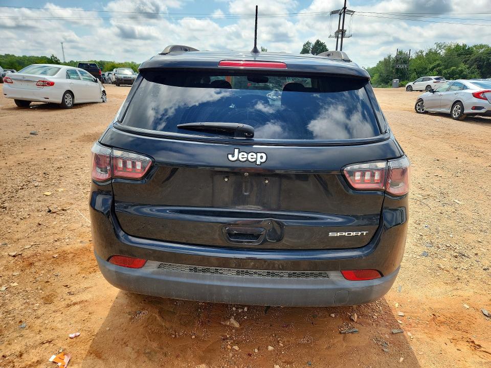 2018 Jeep Compass მანქანა იყიდება აუქციონზე, vin: 3C4NJCAB2JT181546, აუქციონის ნომერი: 63924316