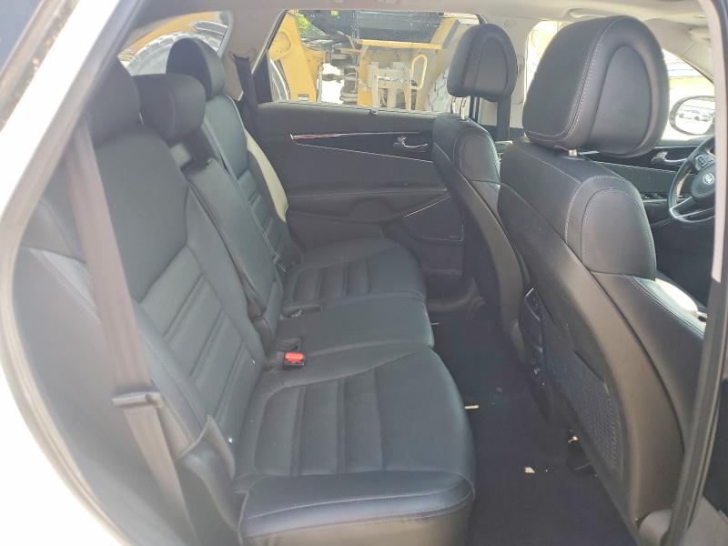 2016 Kia Sorento მანქანა იყიდება აუქციონზე, vin: 5XYPKDA59GG083488, აუქციონის ნომერი: 63571316