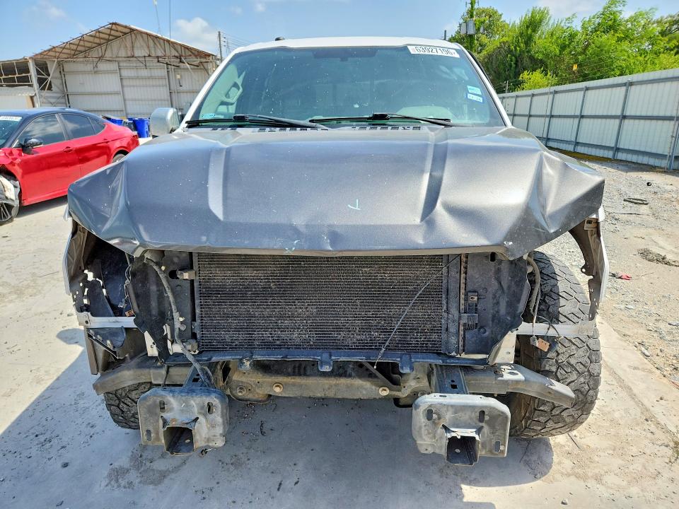 63927196 :رقم المزاد ، 1FTEW1C57JKC45241 vin ، 2018 Ford F150 مزاد بيع