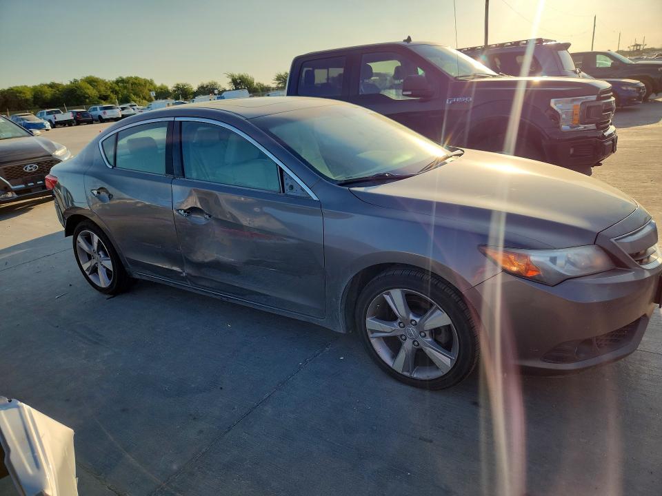 Auction sale of the 2013 Acura Ilx, vin: 19VDE1F59DE011967, lot number: 64314176