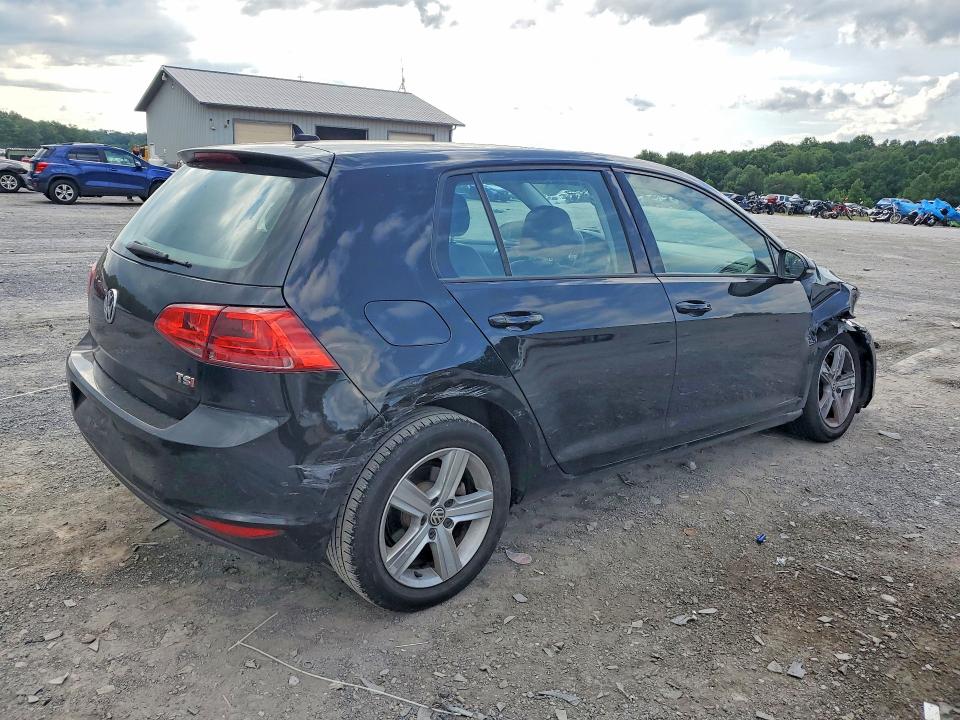 65240416 :رقم المزاد ، 3VW217AU4HM027921 vin ، 2017 Volkswagen Golf مزاد بيع