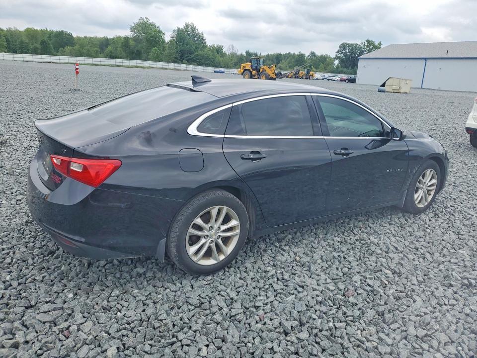 64702826 :رقم المزاد ، 1G1ZE5ST8HF111460 vin ، 2017 Chevrolet Malibu مزاد بيع