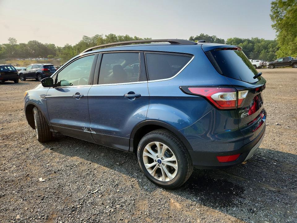 Продаж на аукціоні авто 2018 Ford Escape, vin: 1FMCU9GD8JUC61719, номер лоту: 64784196