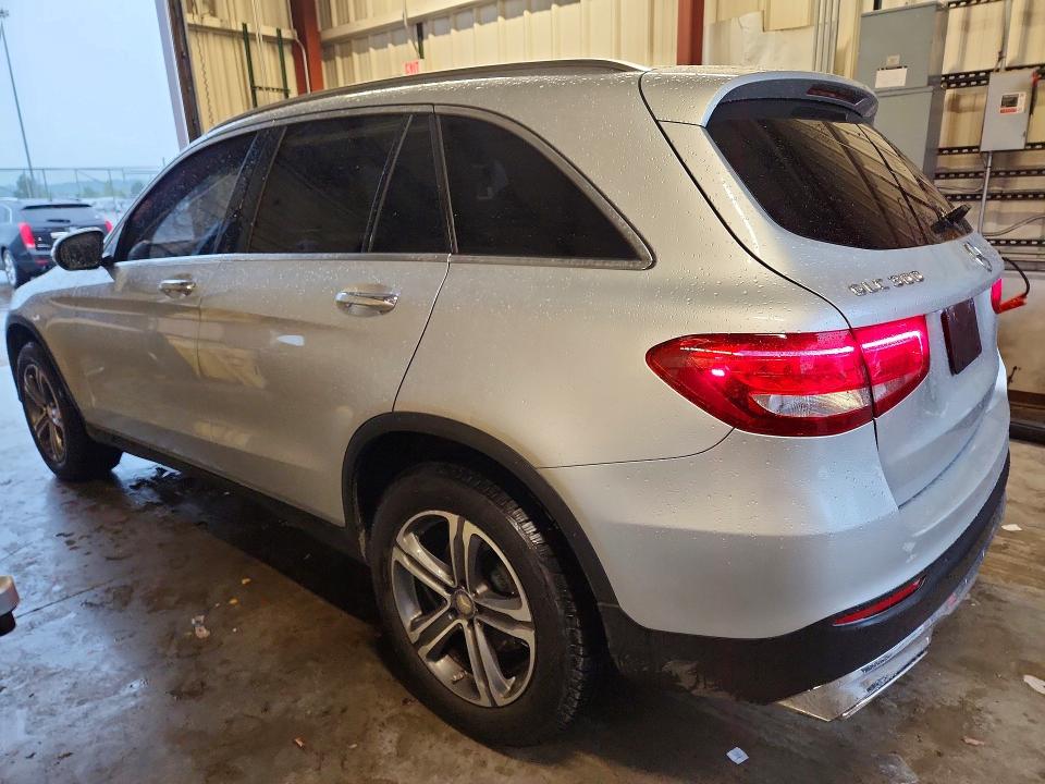 2016 Mercedes-benz Glc მანქანა იყიდება აუქციონზე, vin: WDC0G4KB1GF012208, აუქციონის ნომერი: 64559196