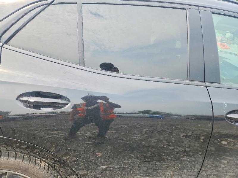 2021 Buick Envision მანქანა იყიდება აუქციონზე, vin: LRBFZPR40MD120604, აუქციონის ნომერი: 63922646