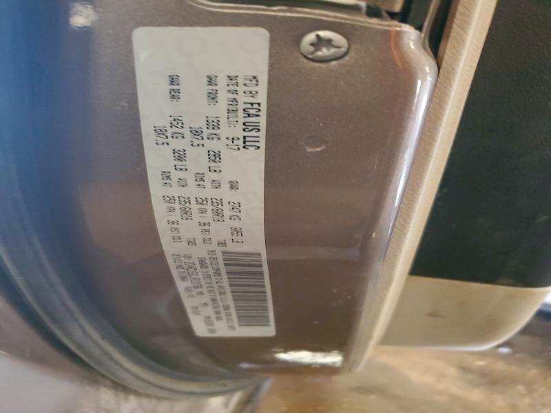 64969926 :رقم المزاد ، 2C4RC1EG1JR121766 vin ، 2018 Chrysler Pacifica مزاد بيع