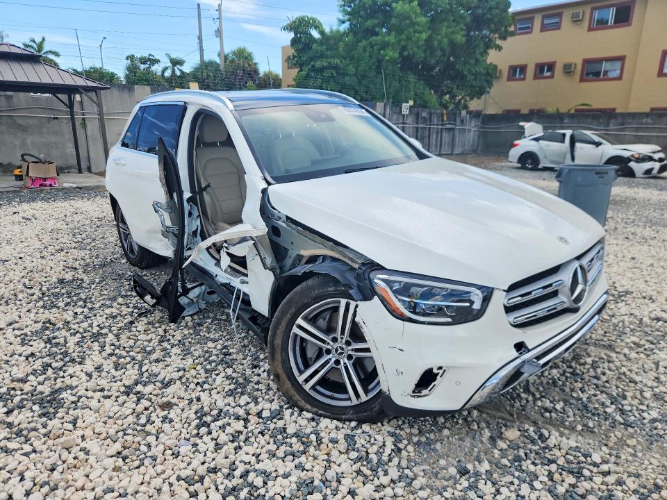 65814936 :رقم المزاد ، W1N0G8DB7NG042517 vin ، 2022 Mercedes-benz Glc مزاد بيع