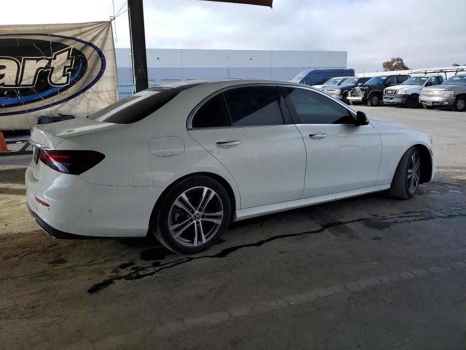 Продажа на аукционе авто 2021 Mercedes-benz E, vin: W1KZF8DB4MA894249, номер лота: 66181306