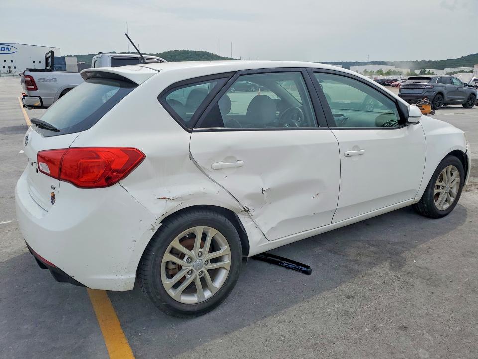 2012 Kia Forte მანქანა იყიდება აუქციონზე, vin: KNAFU5A23C5504493, აუქციონის ნომერი: 55136016