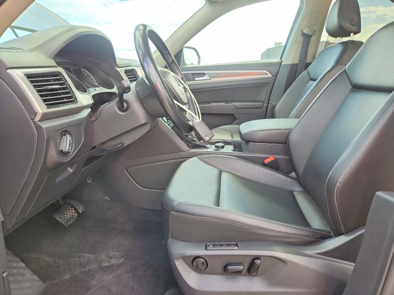 Продажа на аукционе авто 2018 Volkswagen Atlas, vin: 1V2MR2CA7JC571698, номер лота: 65672196