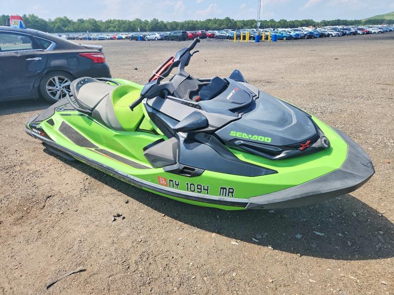 64108356 :رقم المزاد ، YDV46779B020 vin ، 2020 Sea Doo Rxt  X 300 مزاد بيع