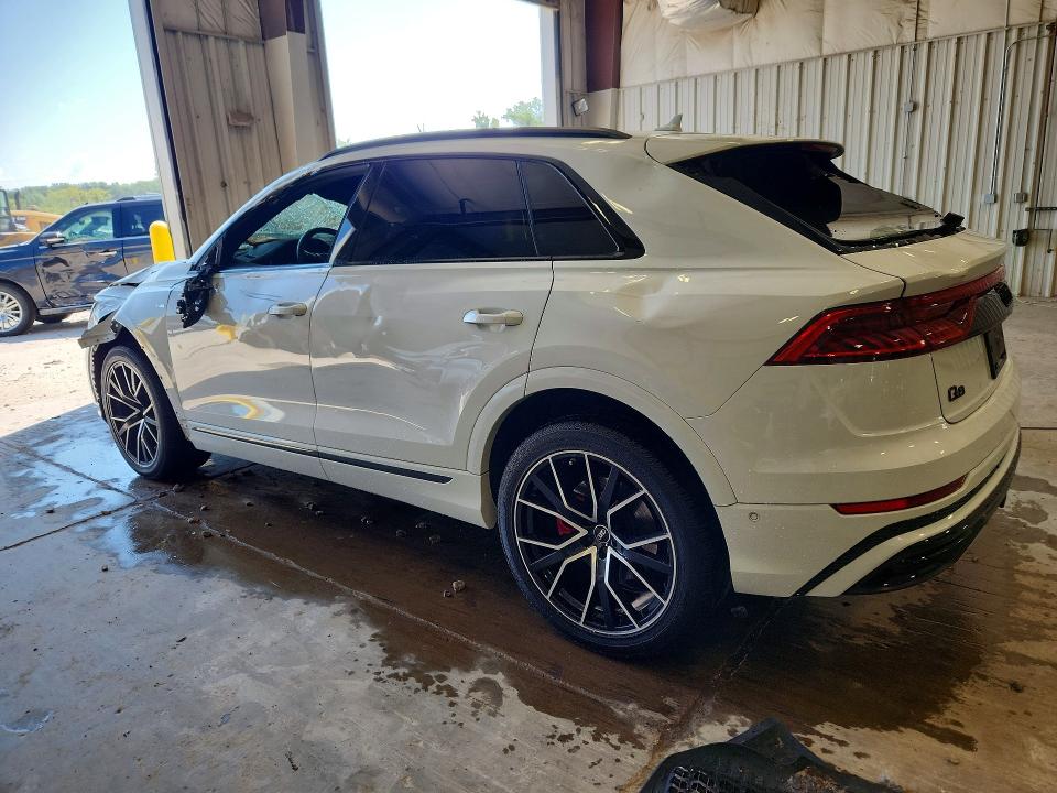 67081996 :رقم المزاد ، WA1EVBF16ND026454 vin ، 2022 Audi Q8 مزاد بيع