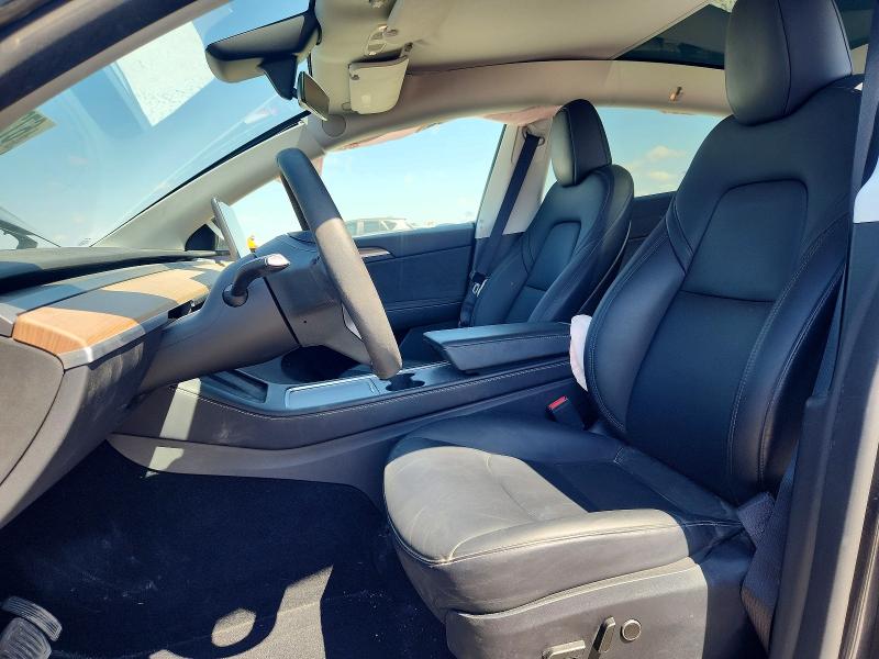 67245996 :رقم المزاد ، 7SAYGDEDXSA342416 vin ، 2025 Tesla Model Y مزاد بيع