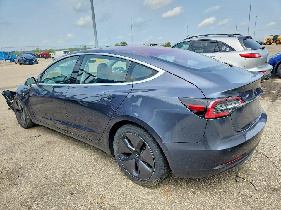 2018 Tesla Model 3 მანქანა იყიდება აუქციონზე, vin: 5YJ3E1EA3JF012636, აუქციონის ნომერი: 63910246