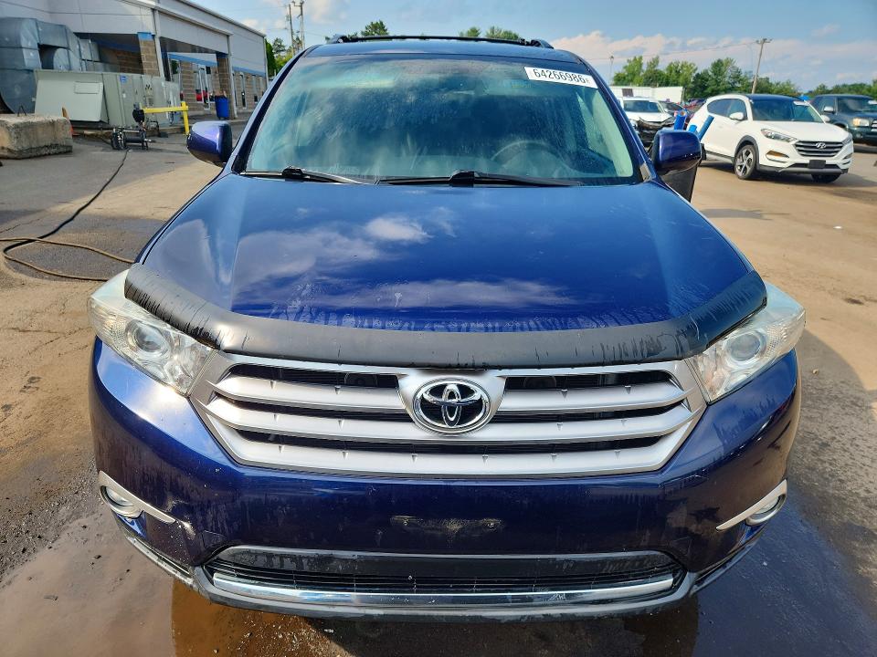 2013 Toyota Highlander მანქანა იყიდება აუქციონზე, vin: 5TDDK3EHXDS202035, აუქციონის ნომერი: 64266986