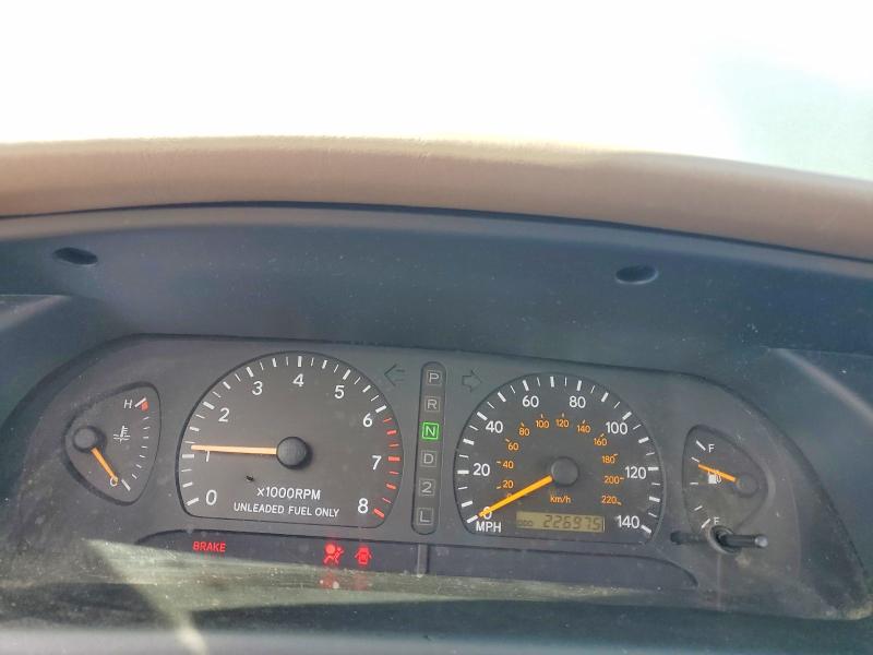 64787556 :رقم المزاد ، 4T1BF18B6XU332039 vin ، 1999 Toyota Avalon مزاد بيع