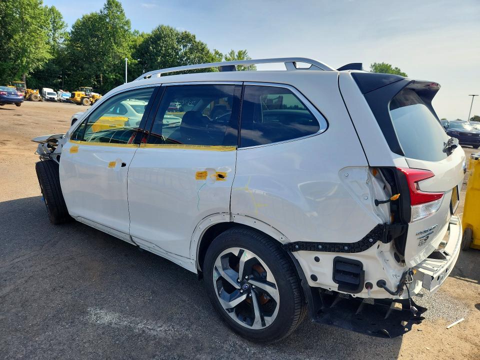 Продажа на аукционе авто 2024 Subaru Forester, vin: JF2SKAMC0RH413128, номер лота: 63589096