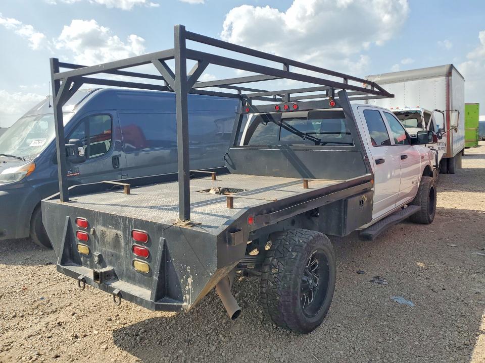 63006226 :رقم المزاد ، 3C63R3GJ9MG590064 vin ، 2021 Ram 3500 مزاد بيع