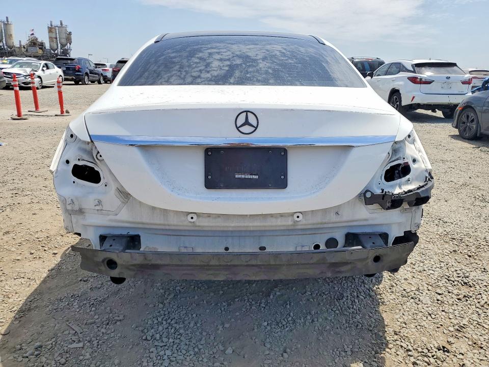 Продажа на аукционе авто 2015 Mercedes-benz C, vin: 55SWF4JB3FU086557, номер лота: 63220656