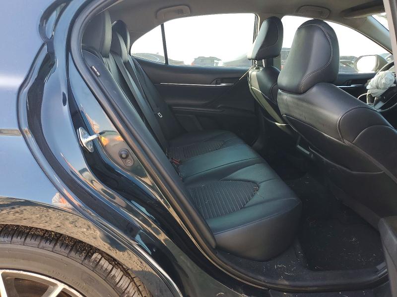 66557946 :رقم المزاد ، 4T1T11AK5MU424803 vin ، 2021 Toyota Camry مزاد بيع